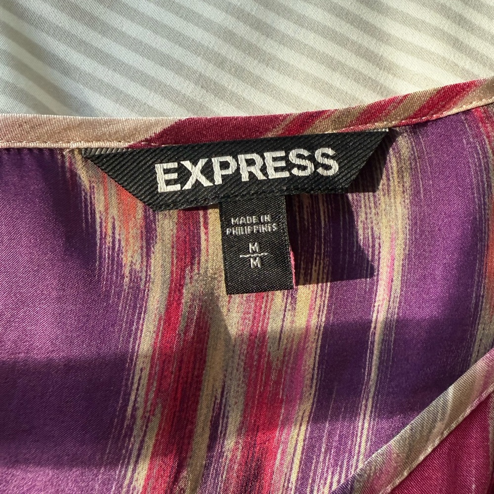 Express Women’s Purple & Pink Striped Mini Dress with Pockets, Size M - Picture 4 of 5